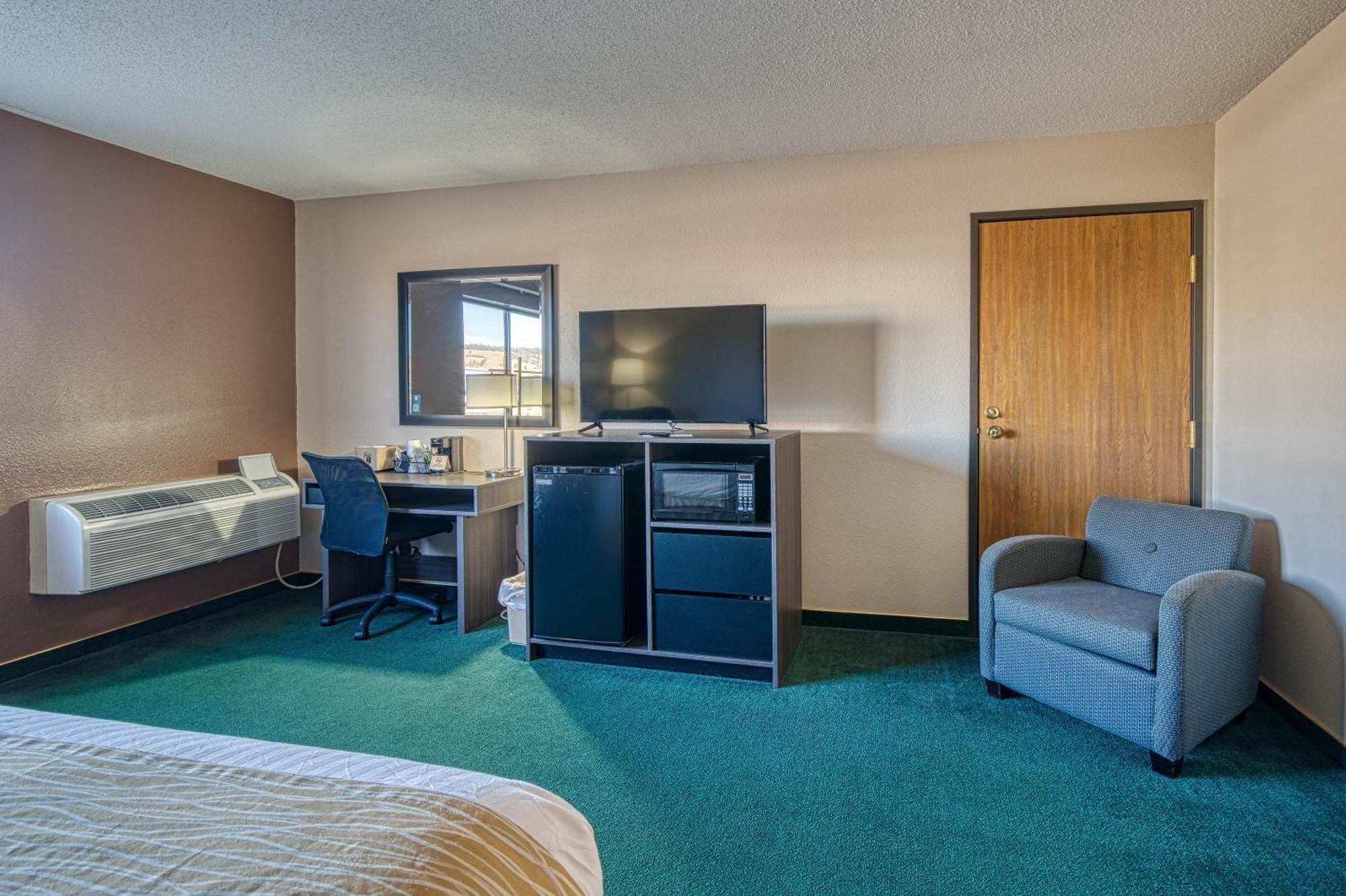 Super 8 By Wyndham Sturgis Hotel Exterior foto